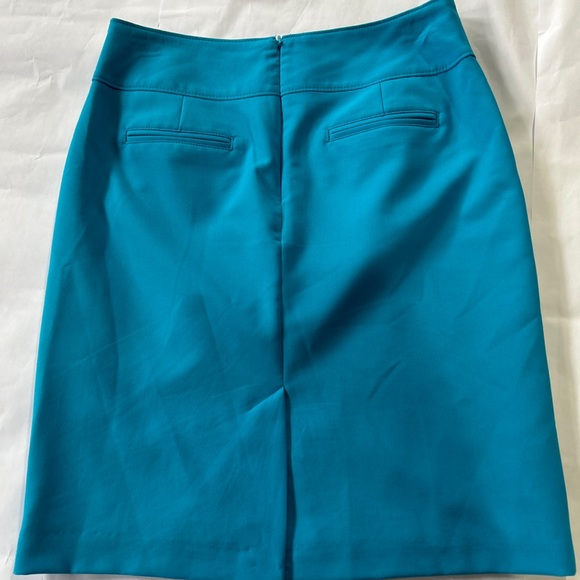 Blue skirt - Picture 5 of 5